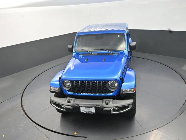 Used 2025 Jeep Gladiator Sport AWD/4WD image 13