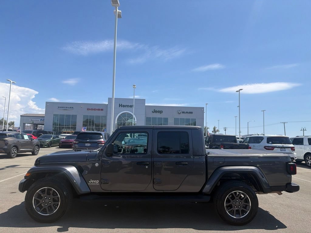 Used 2022 Jeep Gladiator Overland w/ Popular Equipment Package AWD/4WD image 5