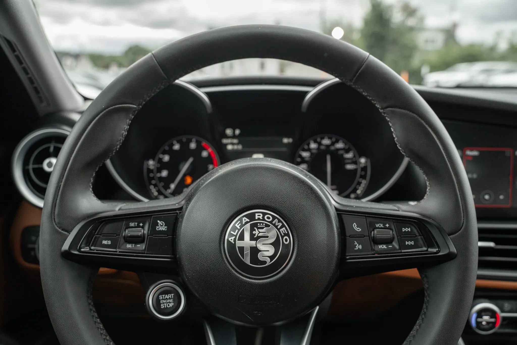Used 2020 Alfa Romeo Giulia AWD w/ Cold Weather Package image 16