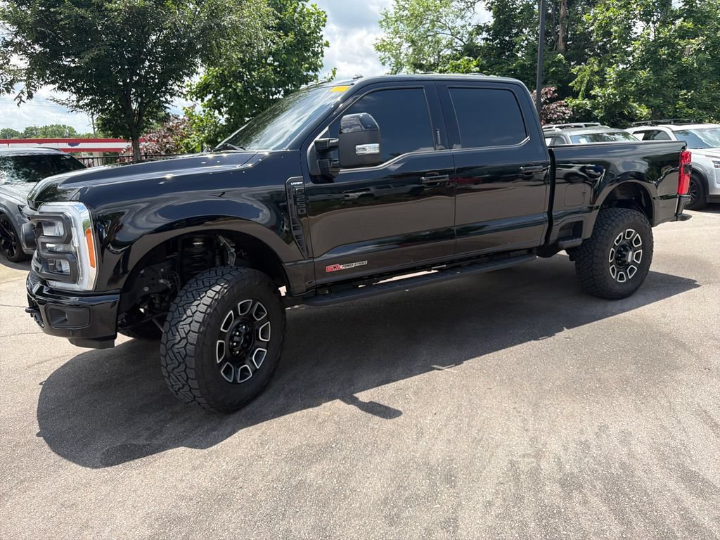 Used 2023 Ford F250 Lariat w/ Lariat Ultimate Package AWD/4WD image 3