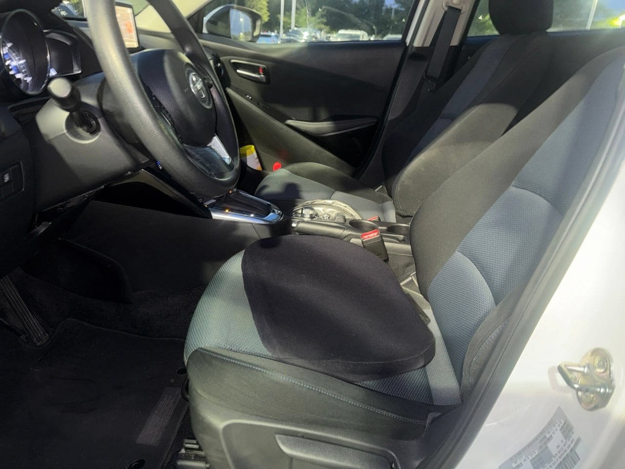 Used 2016 Scion iA FWD image 8