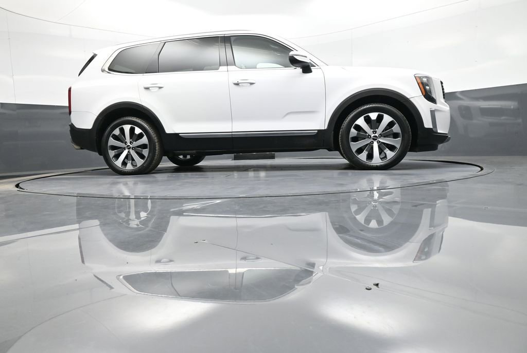 Certified 2022 Kia Telluride EX w/ EX Premium Package image 32