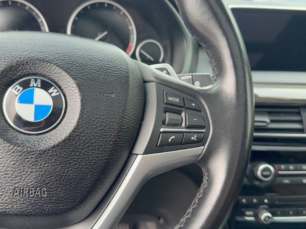 Used 2018 BMW X5 sDrive35i RWD image 19