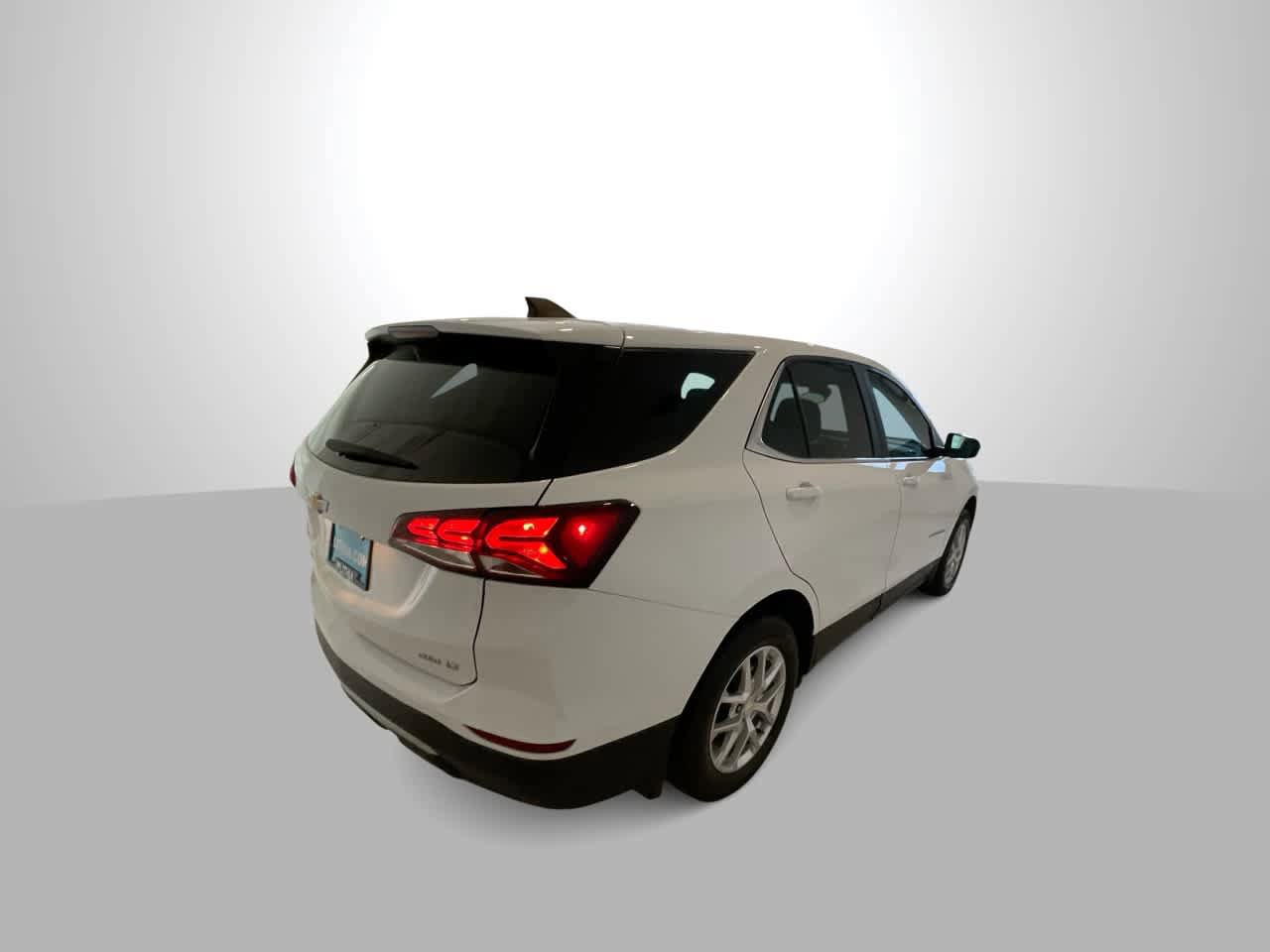 Used 2023 Chevrolet Equinox LT w/ LPO, Floor Liner Package AWD/4WD image 8