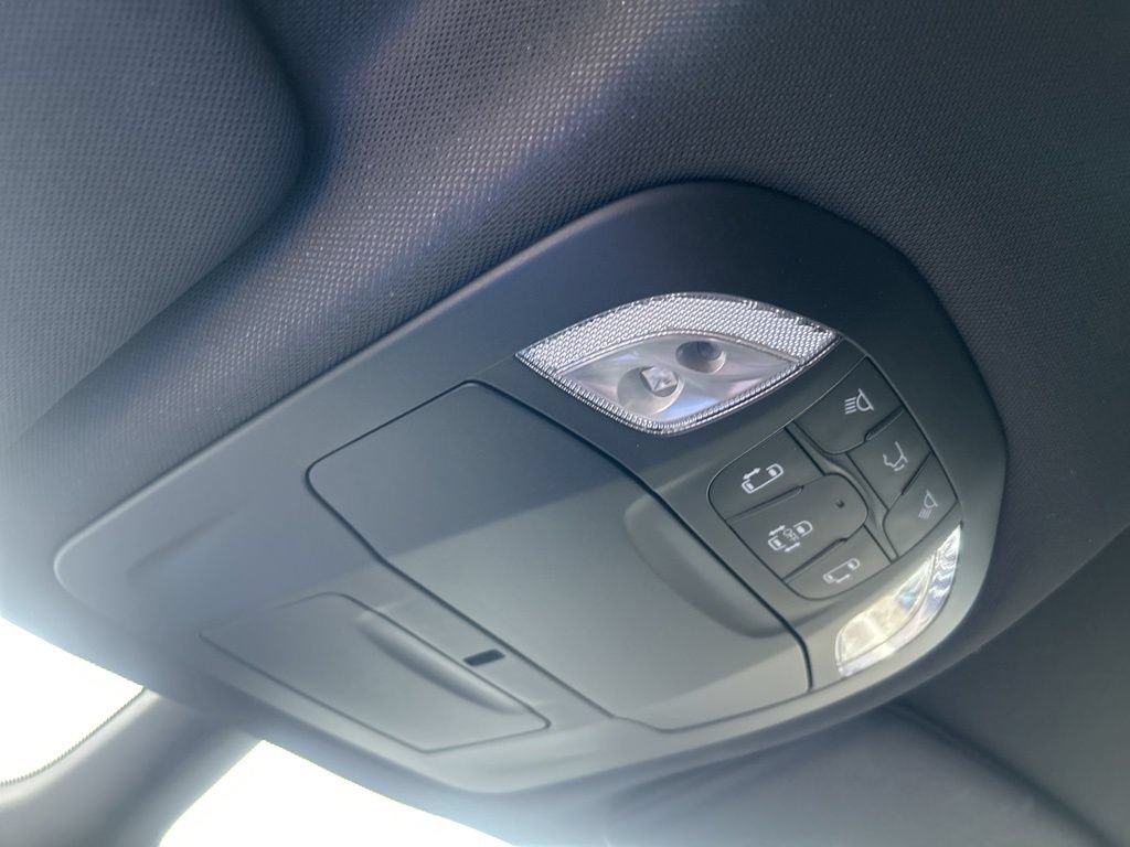 New 2026 Chrysler Pacifica Select FWD image 45
