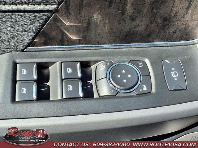 Used 2024 Ford F250 Lariat w/ Sport Appearance Package image 28