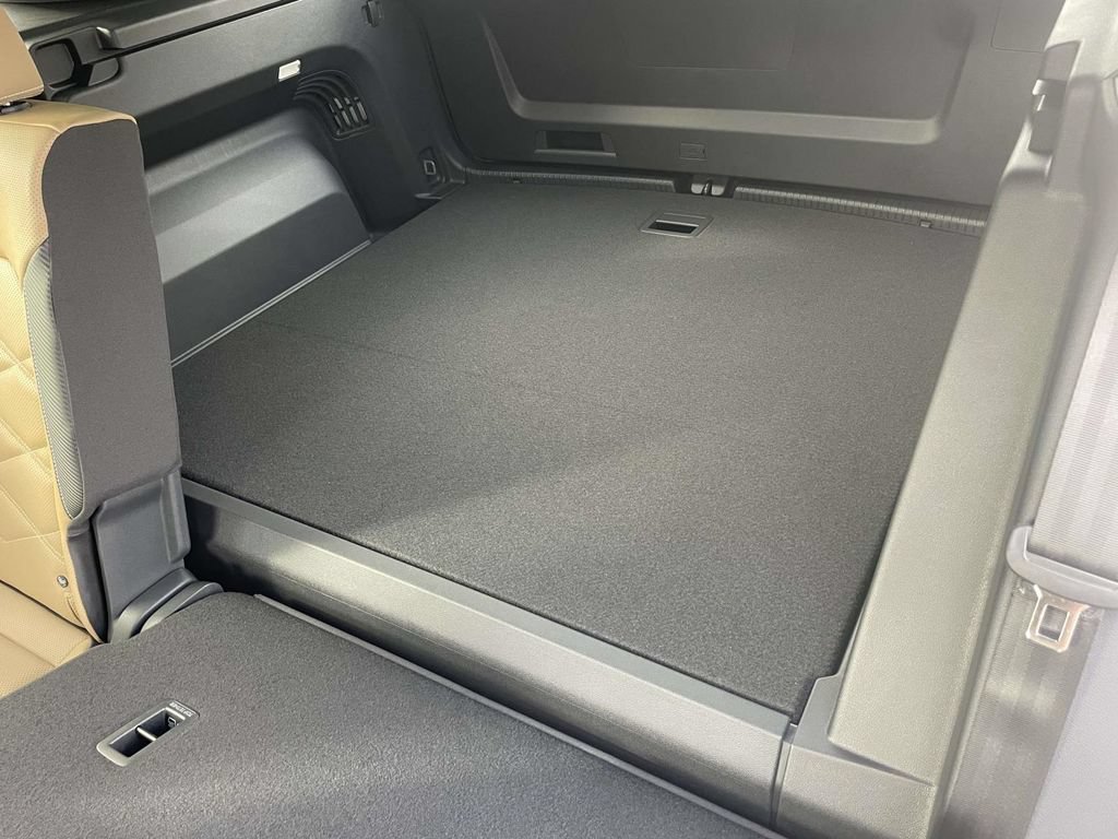 New 2026 Volkswagen Atlas Cross Sport SE FWD image 15