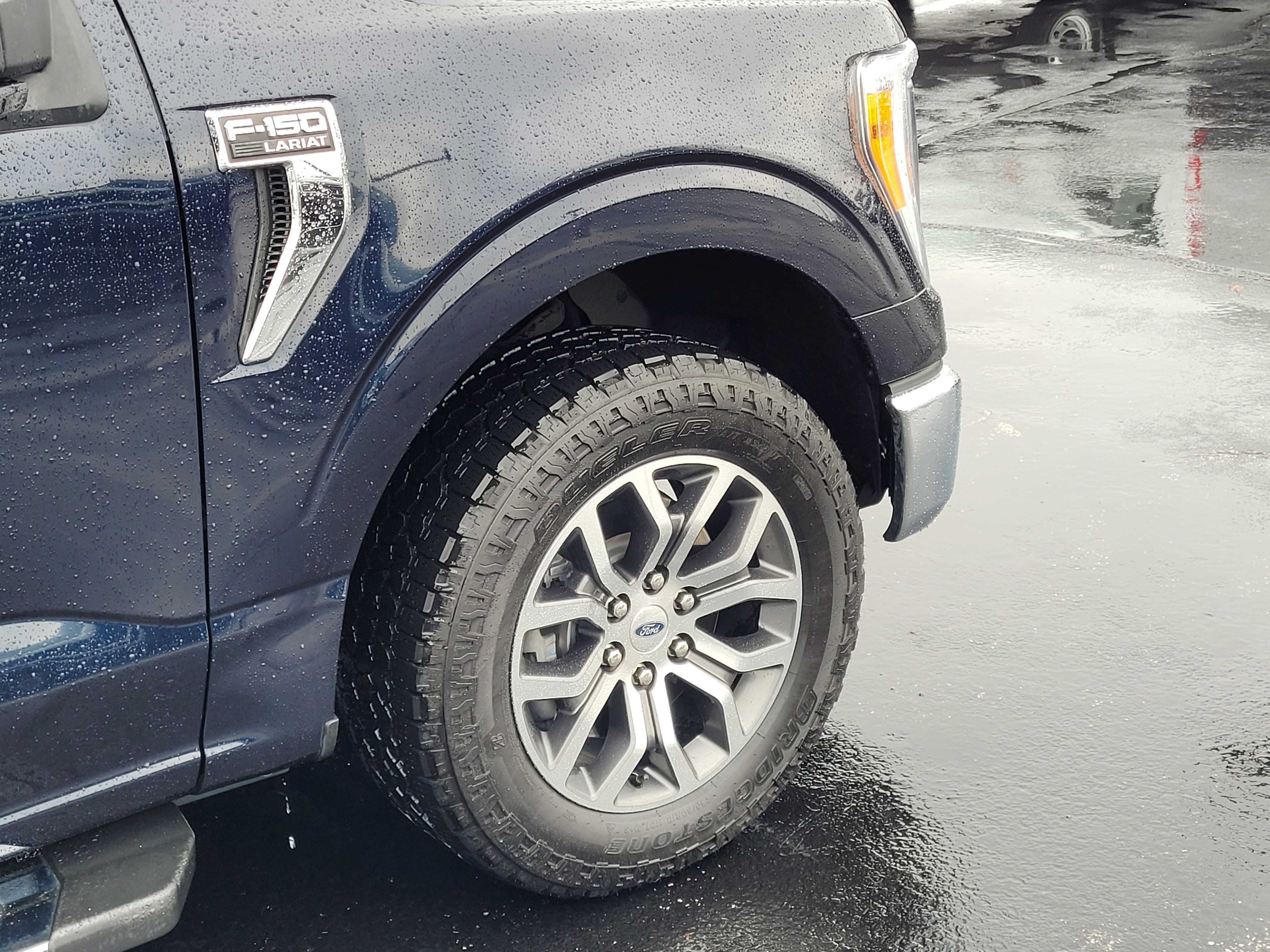 Used 2021 Ford F150 Lariat w/ Trailer Tow Package image 11