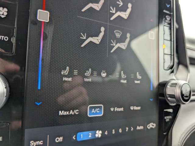 Used 2023 RAM 1500 Limited image 4