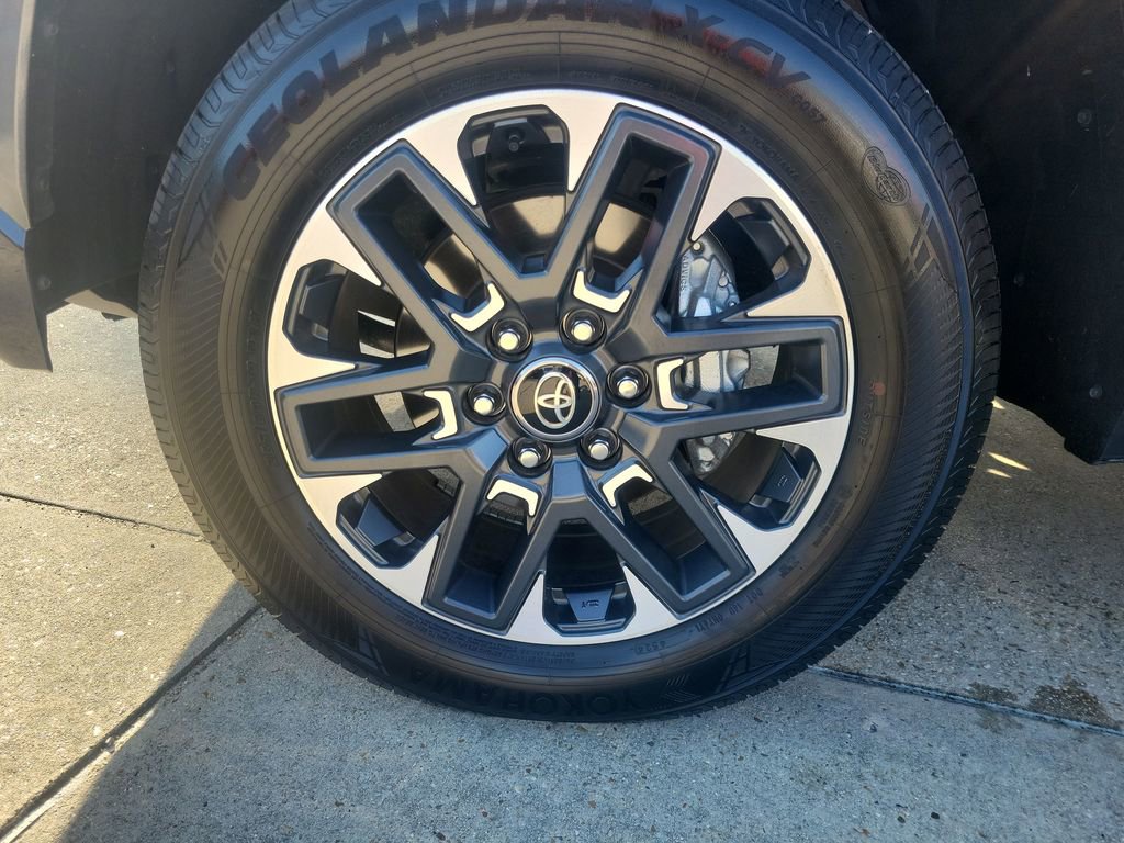 Certified 2025 Toyota Tundra Limited image 29