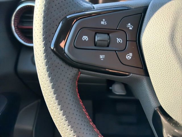 New 2026 Chevrolet Trax RS w/ Sunroof Package image 20