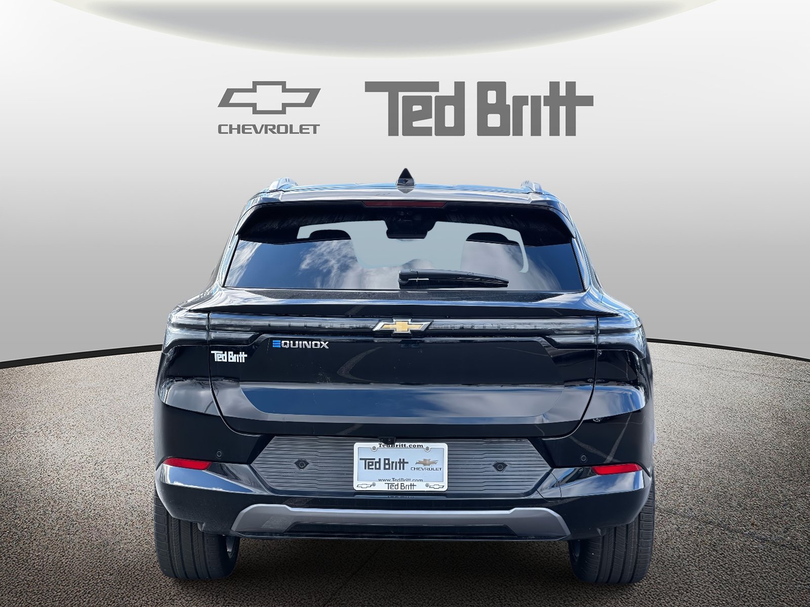 New 2026 Chevrolet Equinox EV LT w/ Convenience Package II FWD image 5