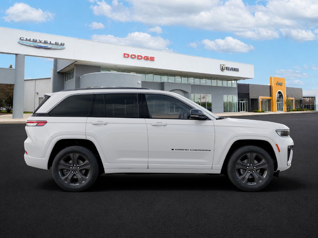 New 2027 Jeep Grand Cherokee Limited AWD/4WD image 21
