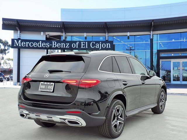 New 2026 Mercedes-Benz GLC 300 image 3