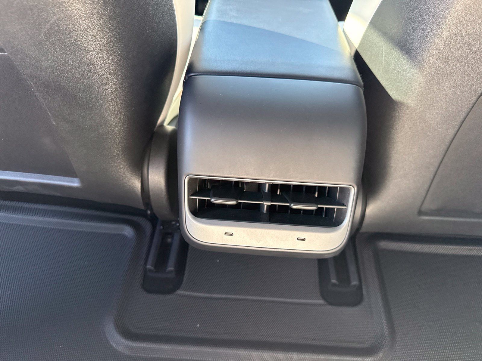 Used 2021 Tesla Model 3 Standard Range Plus RWD image 16