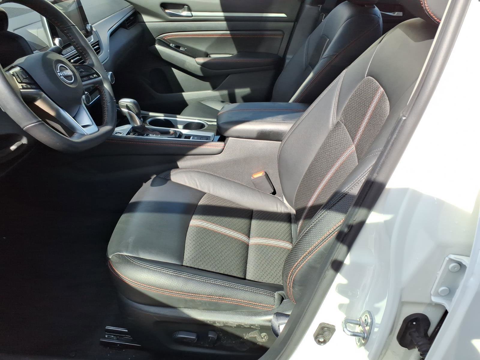 Used 2023 Nissan Altima 2.5 SR image 12