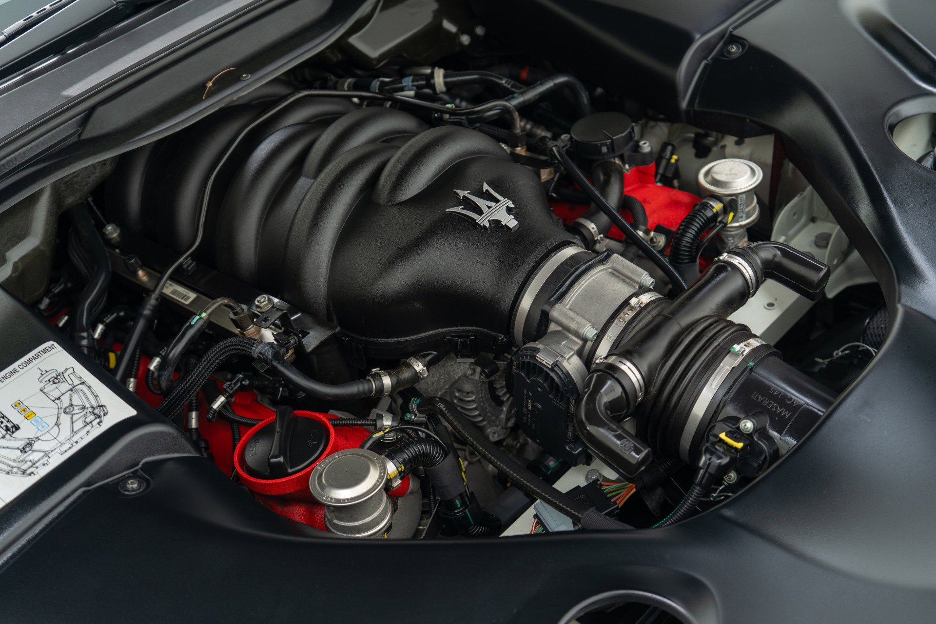 Used 2012 Maserati GranTurismo S image 39