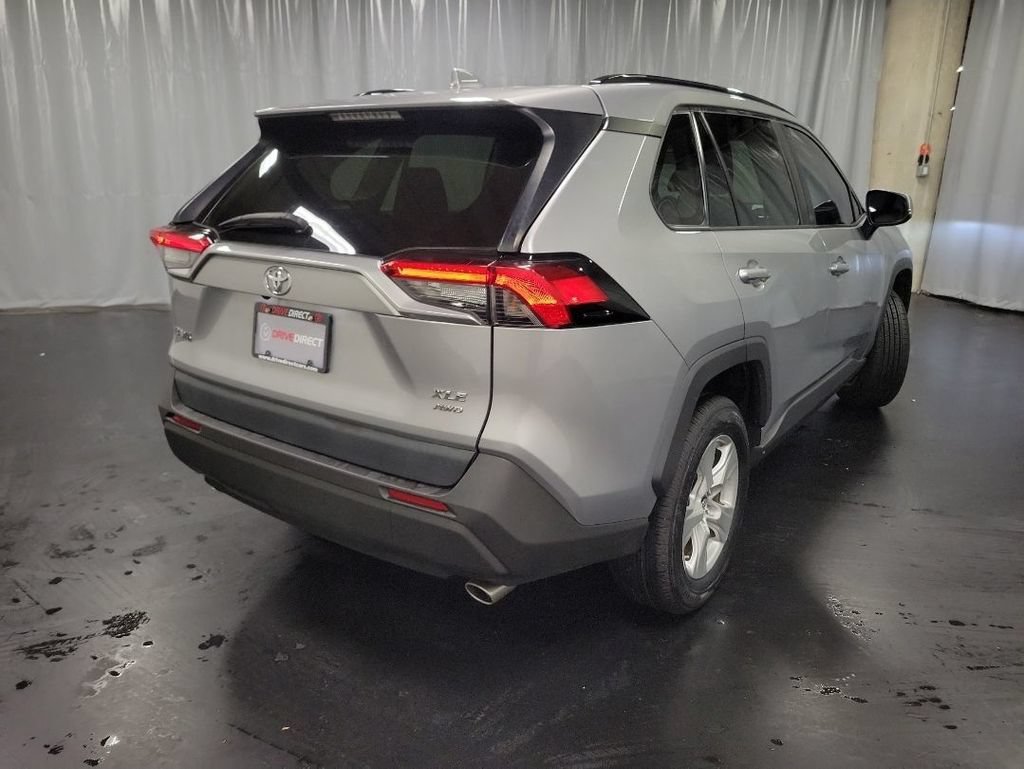 Used 2019 Toyota RAV4 XLE w/ Convenience Package AWD/4WD image 8