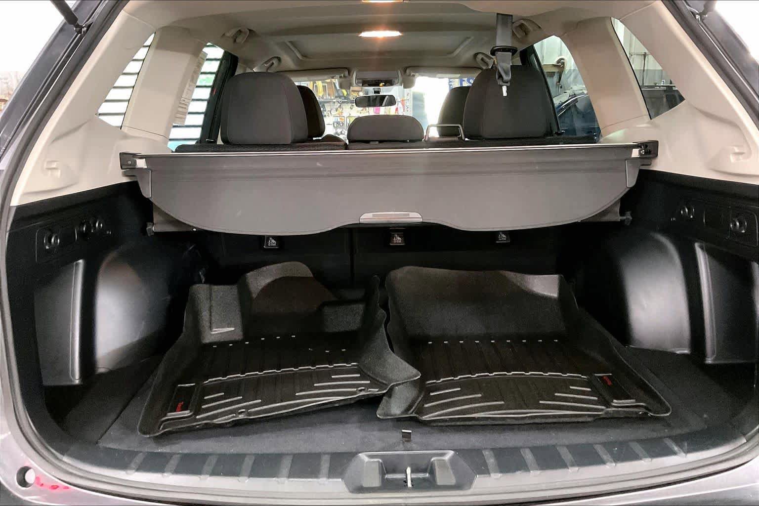 Used 2021 Subaru Forester Premium AWD/4WD image 34