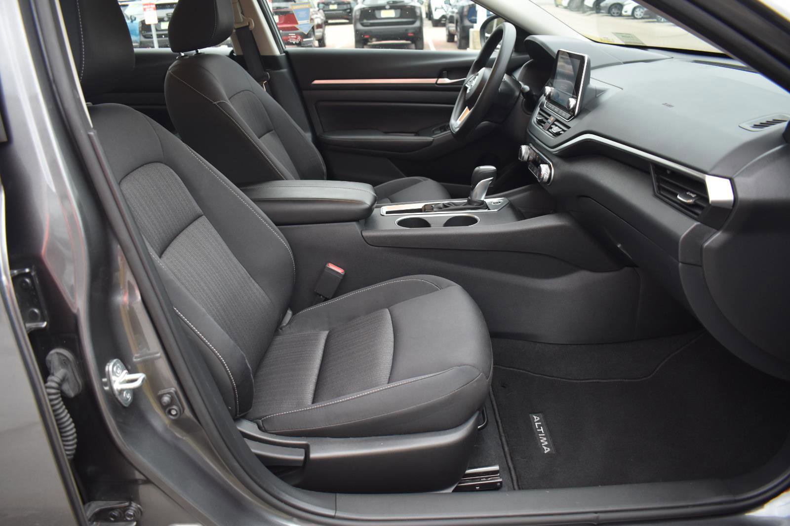 Used 2022 Nissan Altima 2.5 SV FWD image 52