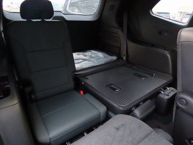 New 2026 GMC Acadia AT4 w/ Luxury Package AWD/4WD image 12