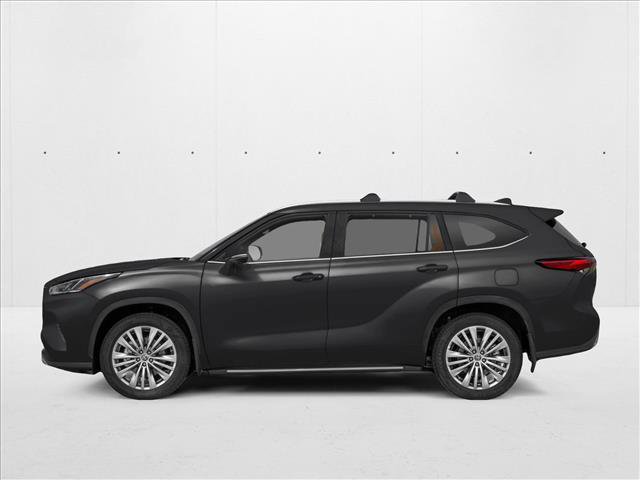 New 2026 Toyota Highlander Platinum image 3