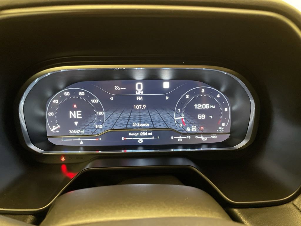 Used 2023 GMC Yukon AT4 image 15