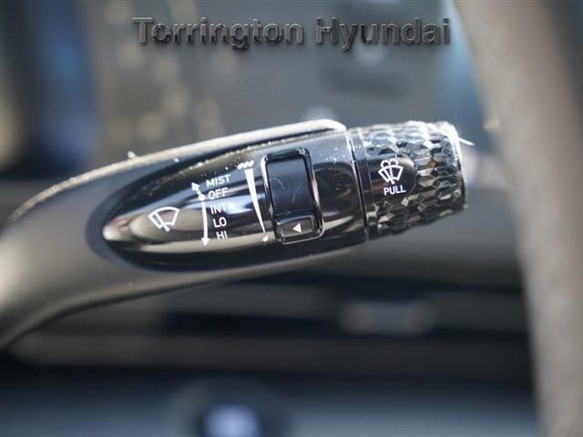 New 2025 Hyundai Elantra Sport image 21