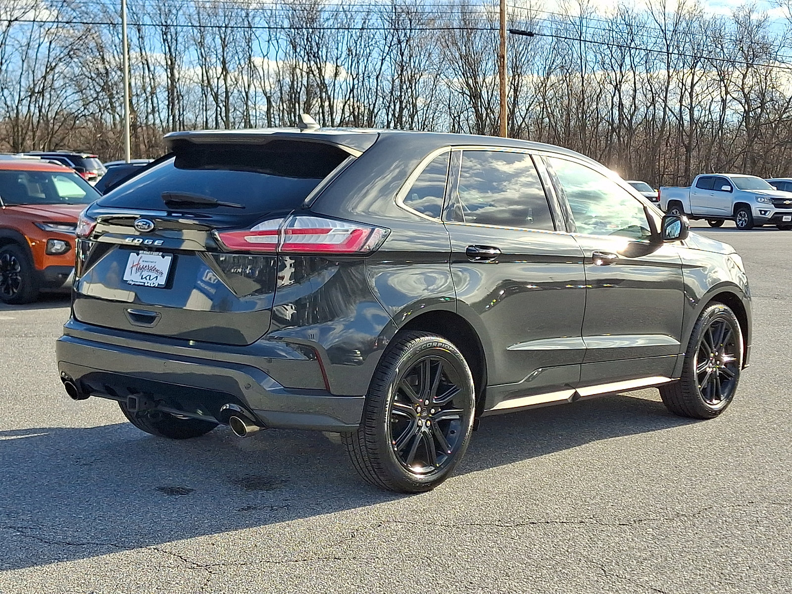 Used 2021 Ford Edge ST-Line w/ Class II Trailer Tow Package image 6