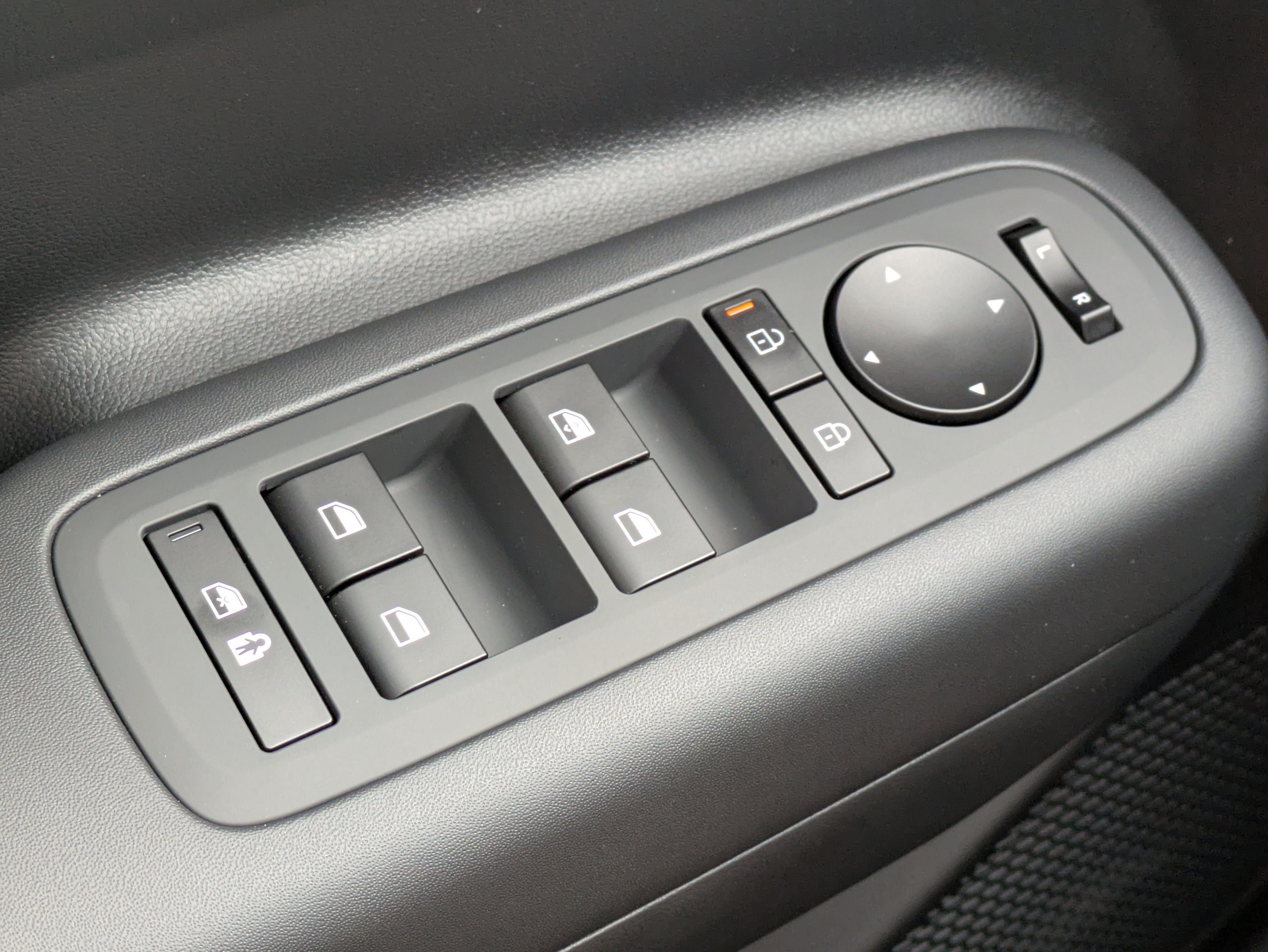New 2027 Hyundai Santa Fe SE FWD image 16