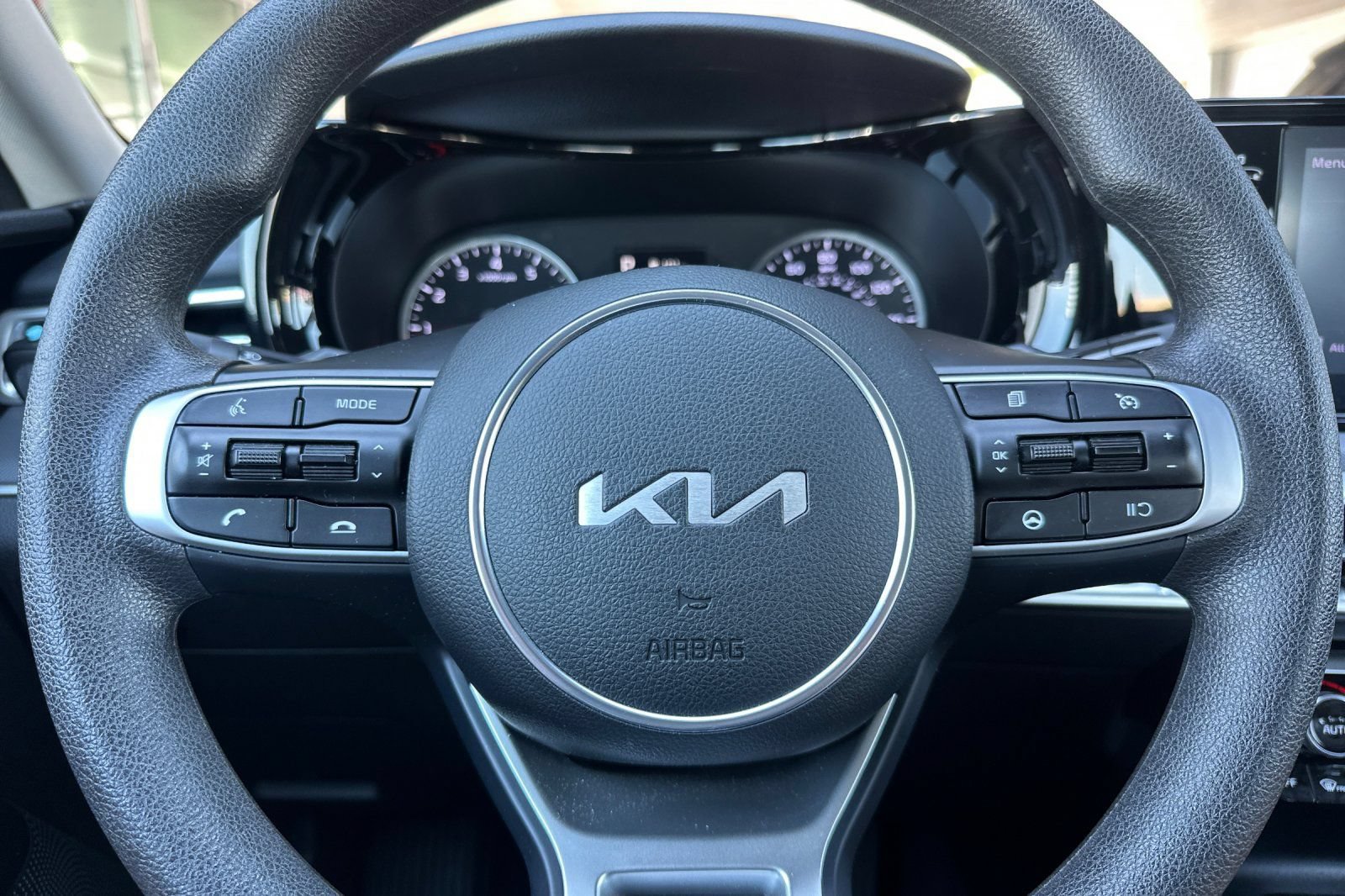 Used 2024 Kia K5 LXS FWD image 34