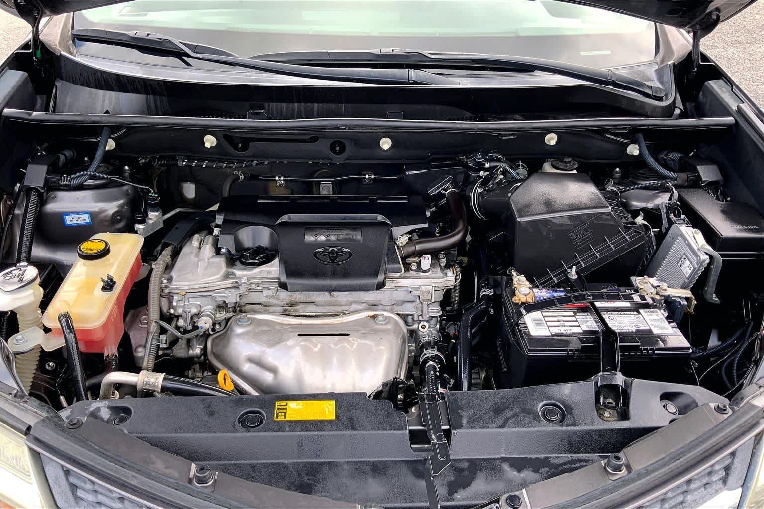 Used 2013 Toyota RAV4 XLE FWD image 31