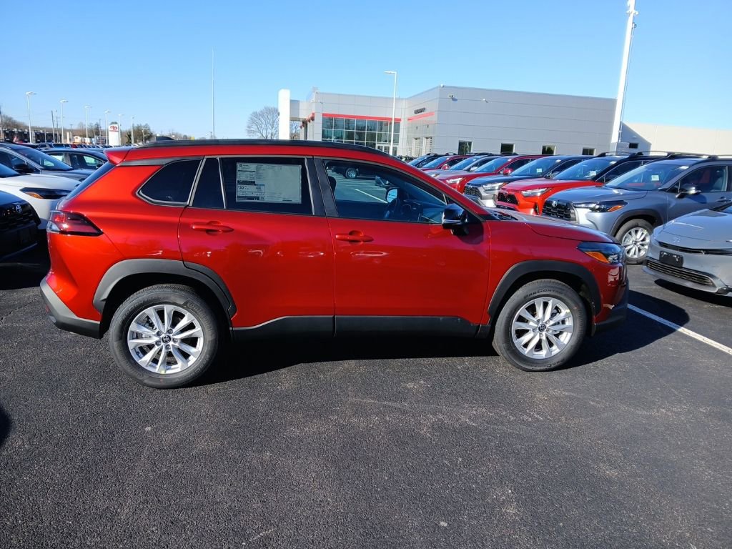 New 2026 Toyota Corolla Cross LE image 4