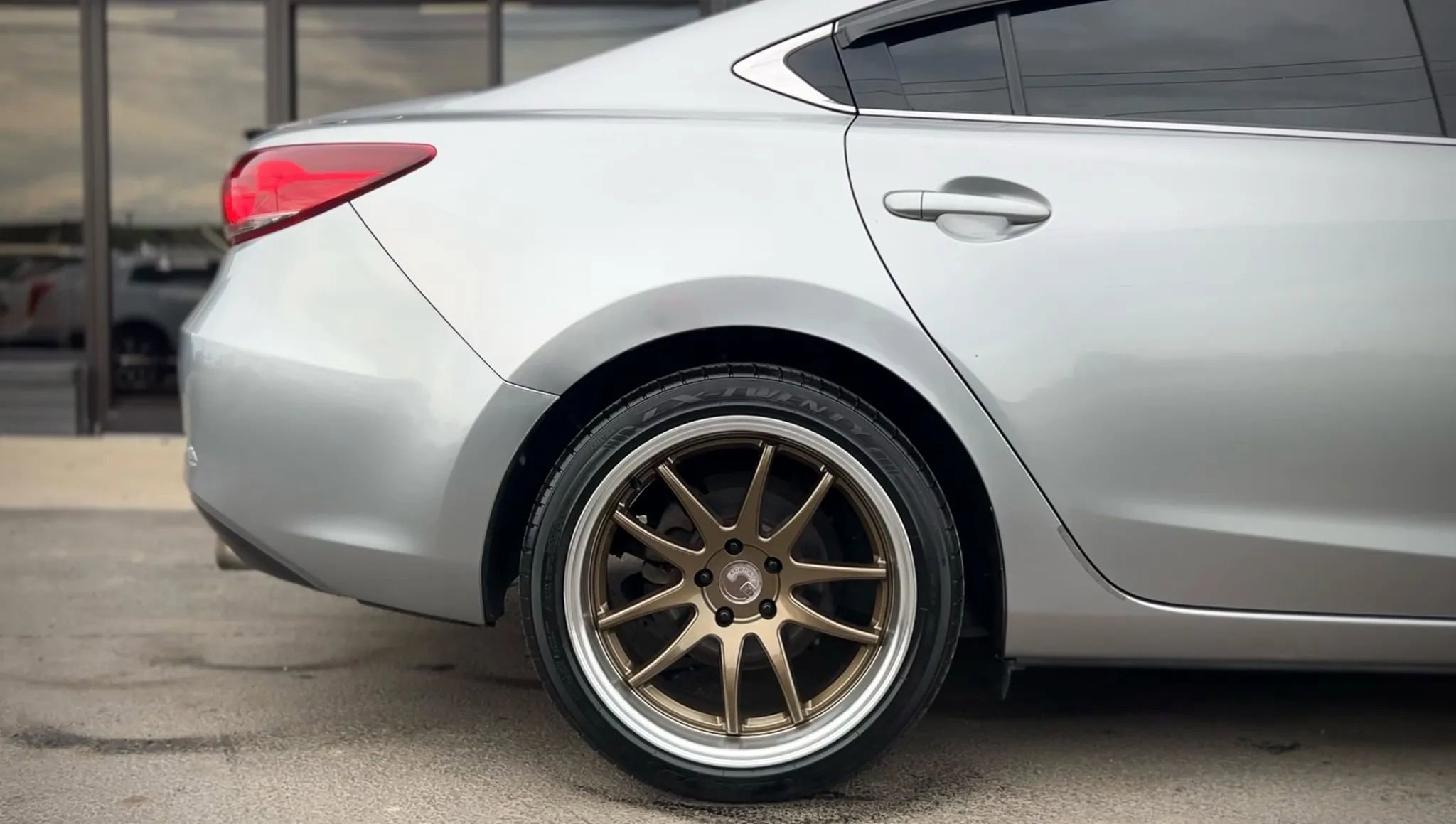 Used 2015 MAZDA MAZDA6 Touring image 3