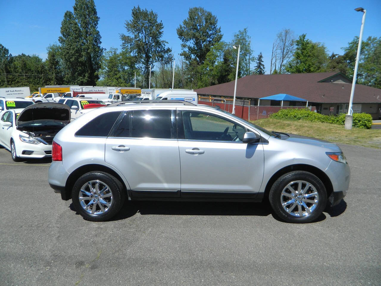 Used 2011 Ford Edge Limited AWD/4WD image 9