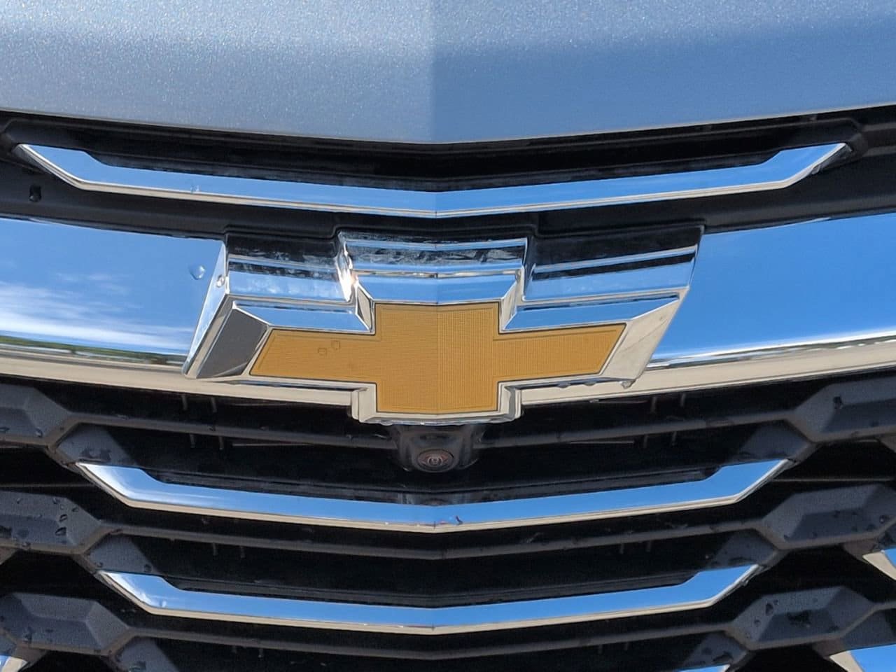 New 2026 Chevrolet Equinox LT w/ Safety and Technology Package FWD image 5