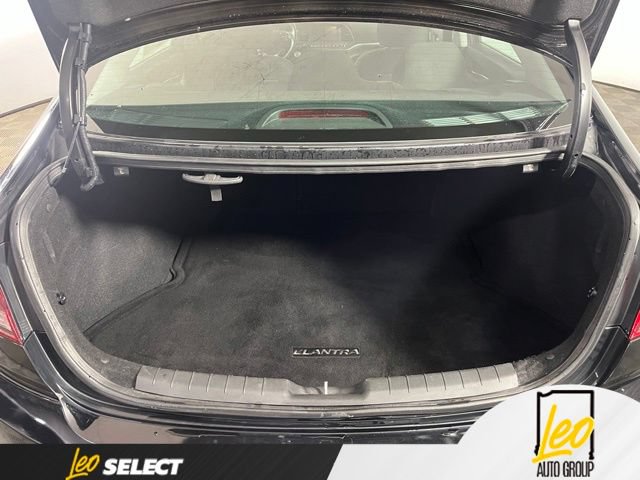 Used 2020 Hyundai Elantra Value Edition w/ Cargo Package (C1) FWD image 10