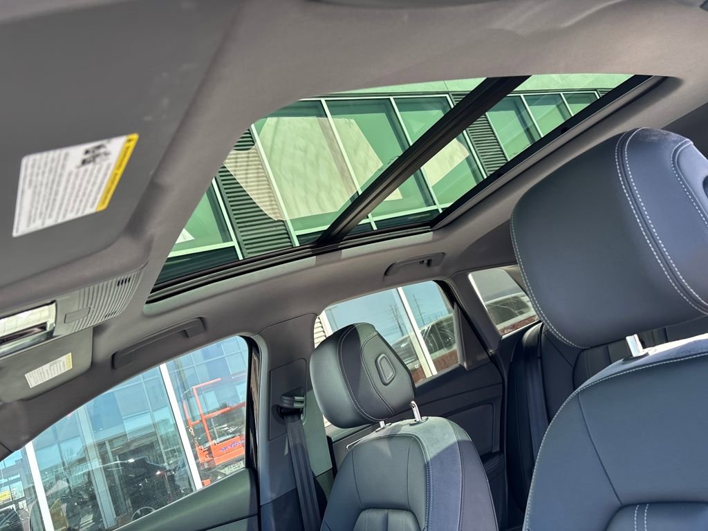 Used 2024 Audi Q4 e-tron Premium Plus image 25