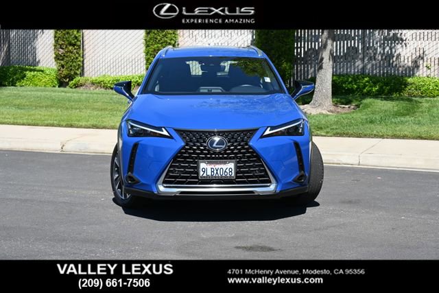 Used 2024 Lexus UX 250h FWD image 2