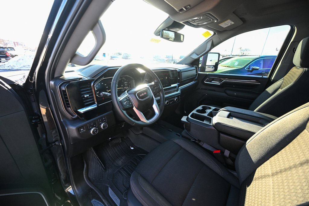 Used 2024 GMC Sierra 2500 SLE image 16