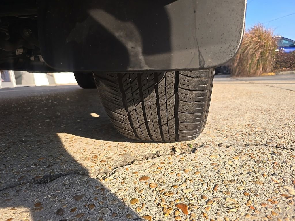 Used 2023 Lexus GX 460 Premium w/ Accessory Package image 43