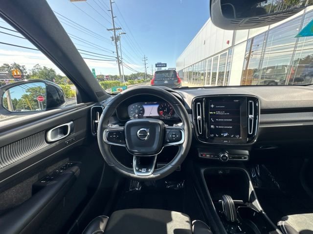 Used 2020 Volvo XC40 T5 R-Design w/ Protection Package AWD/4WD image 21