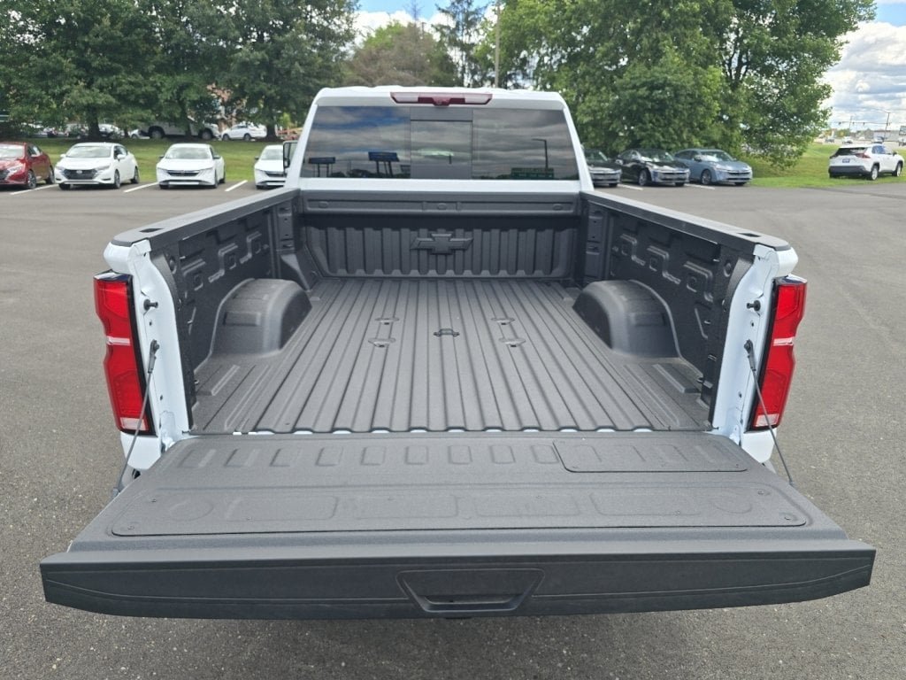New 2026 Chevrolet Silverado 2500 High Country w/ High Country Premium Package AWD/4WD image 16