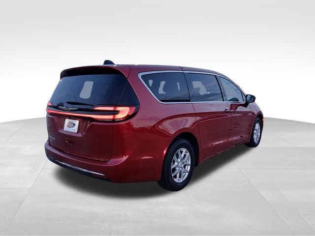 New 2026 Chrysler Pacifica Select FWD image 5