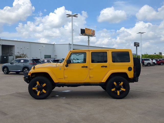 Used 2015 Jeep Wrangler Unlimited Sahara image 8