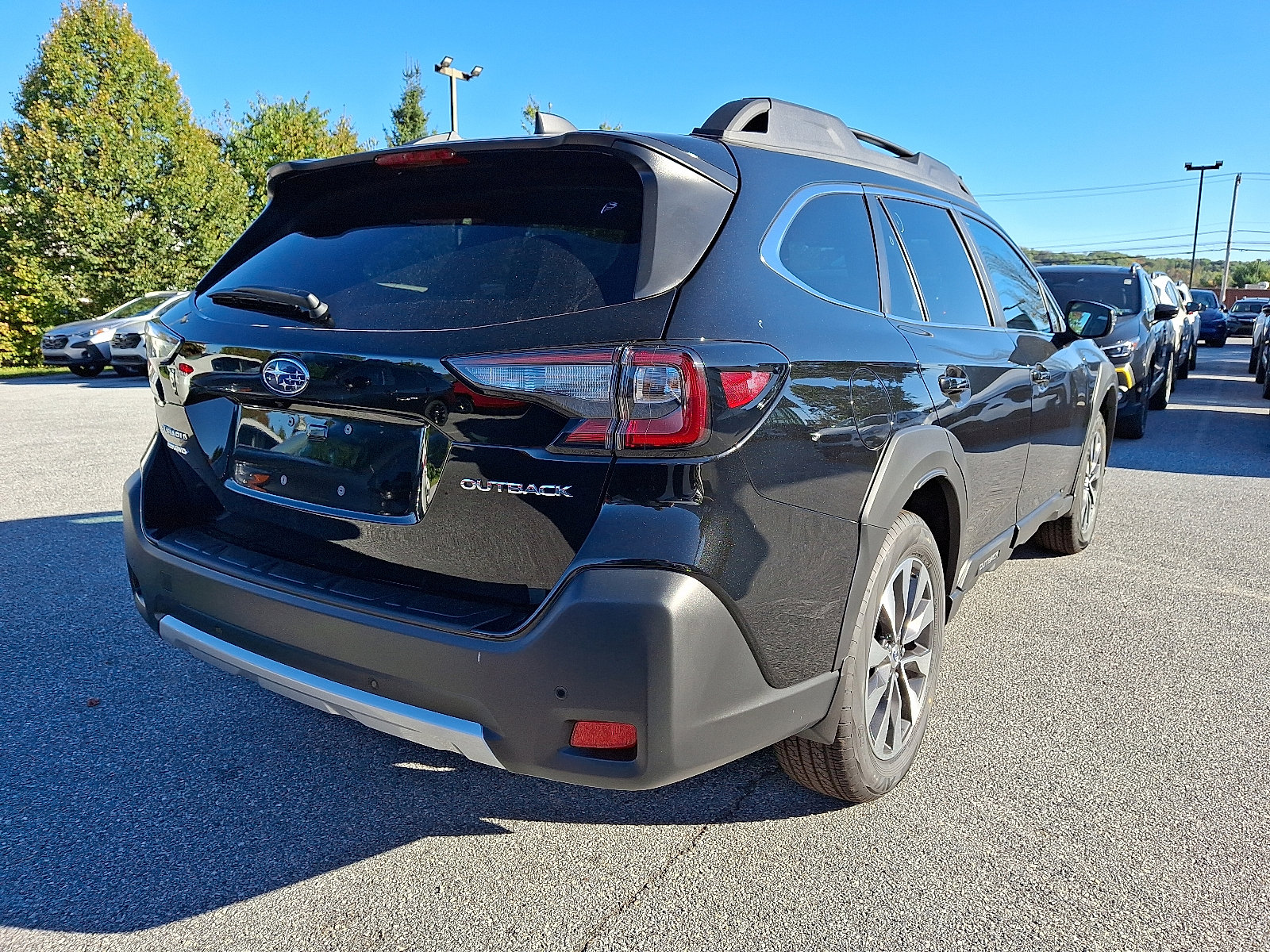 New 2025 Subaru Outback Limited image 4