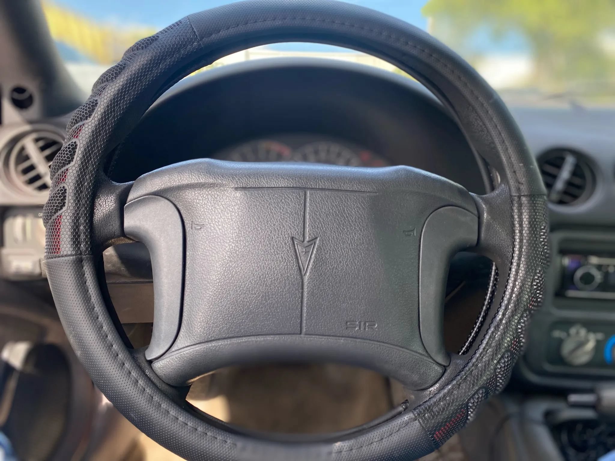 Used 1994 Pontiac Firebird Formula RWD image 11