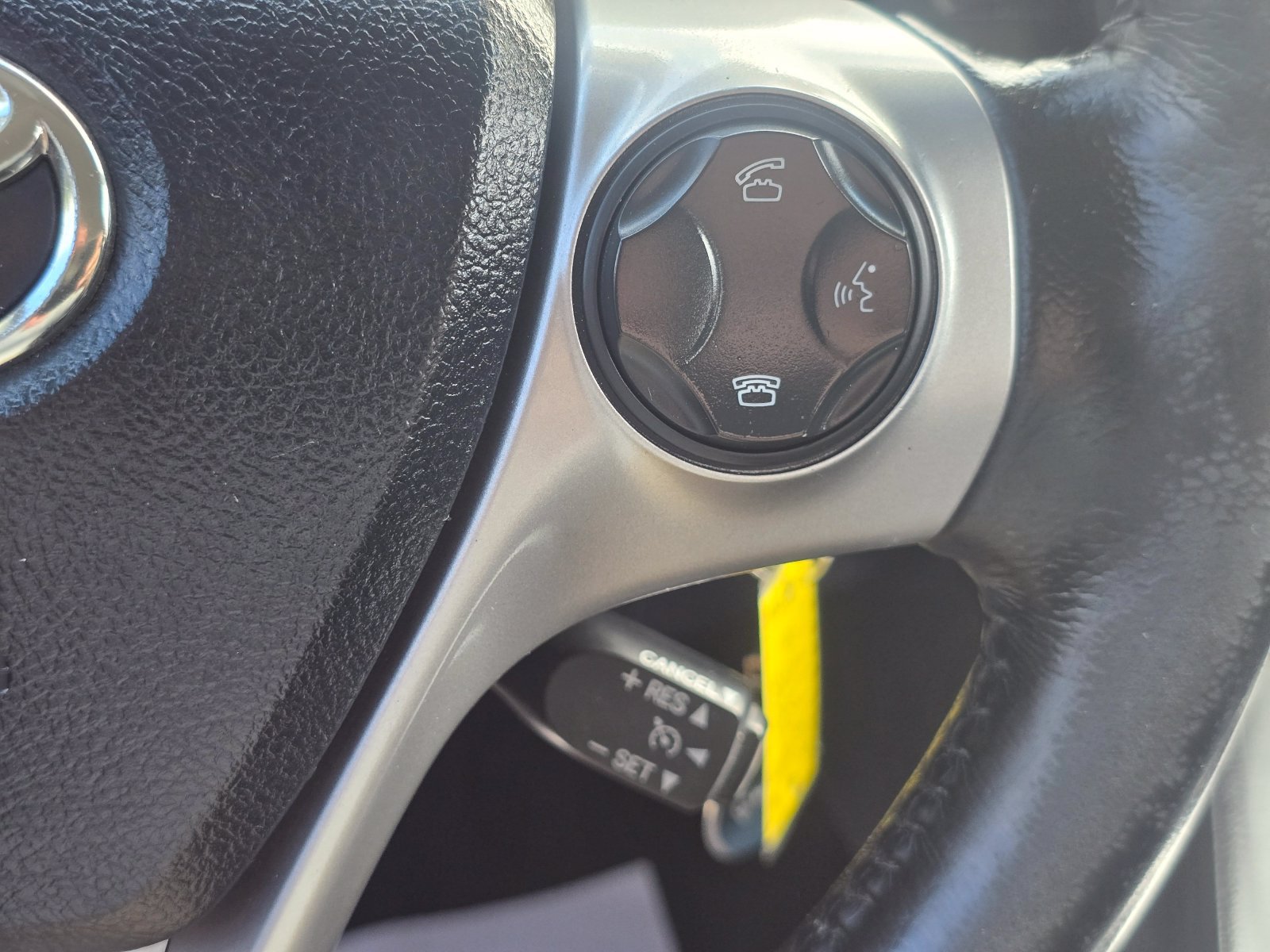 Used 2012 Toyota Camry SE FWD image 28