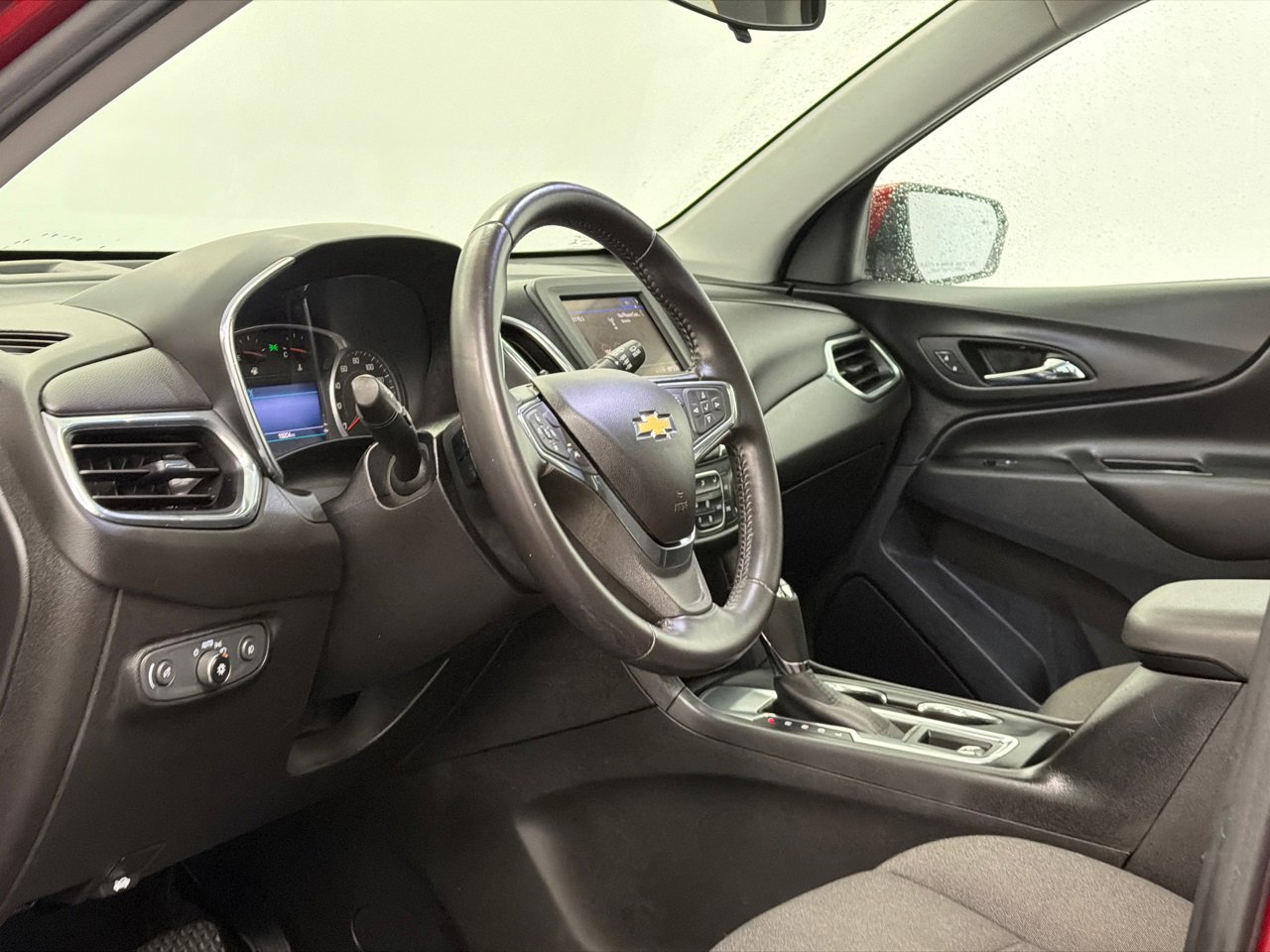 Used 2020 Chevrolet Equinox LT image 15