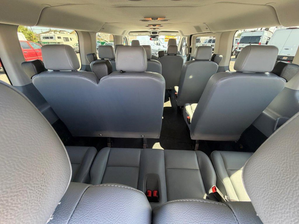 Used 2016 Ford Transit 350 XL image 39